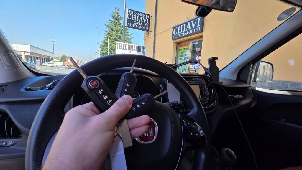 Duplicazione radiocomando Fiat Doblò