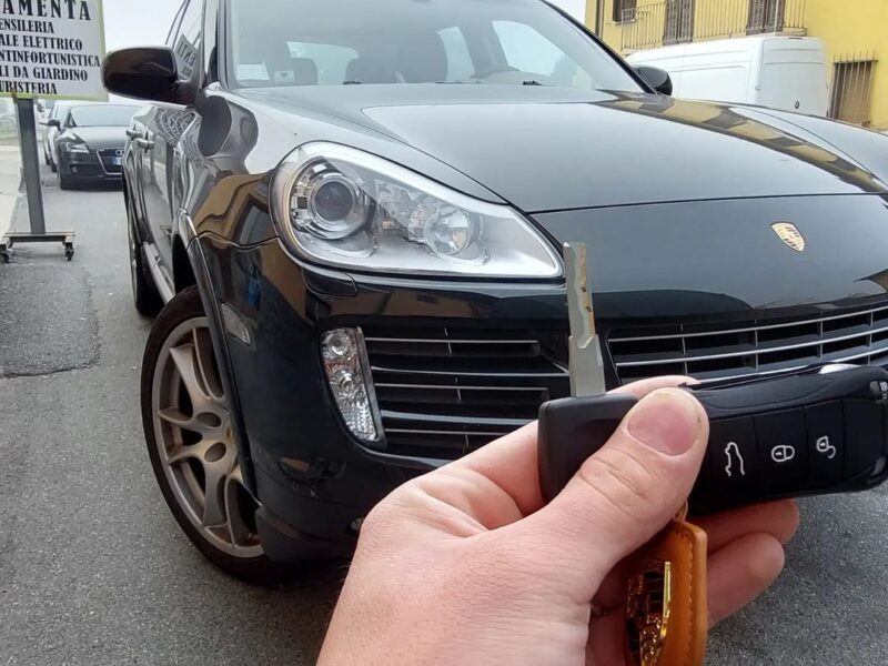 Duplicazione chiave Porsche Cayenne