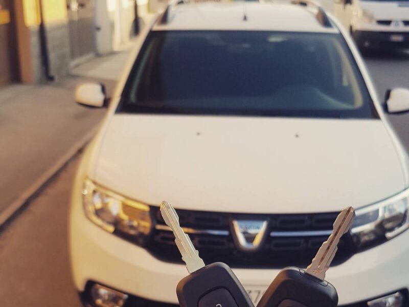 Copia delle chiavi per una Dacia Sandero