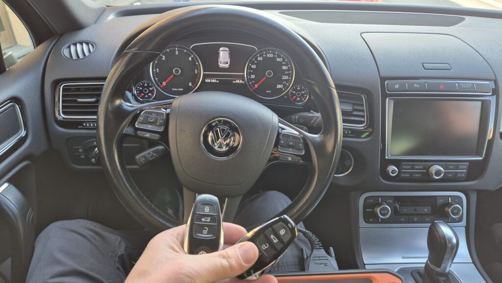 Duplicazione chiave keyless slot Volkswagen Touareg