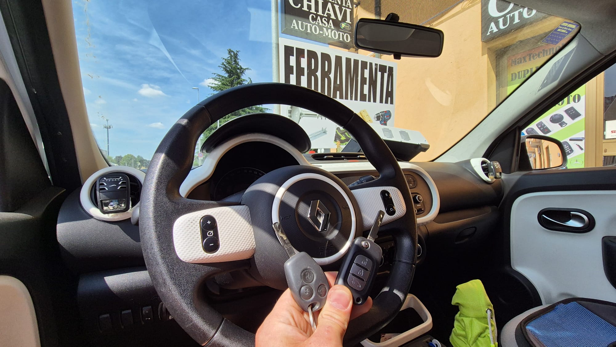 Duplicazione chiave Renault Twingo