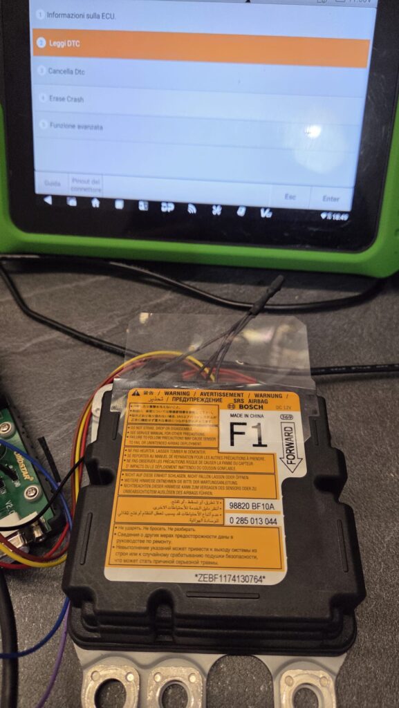 Reset ECU airbag Nissan Juke F15