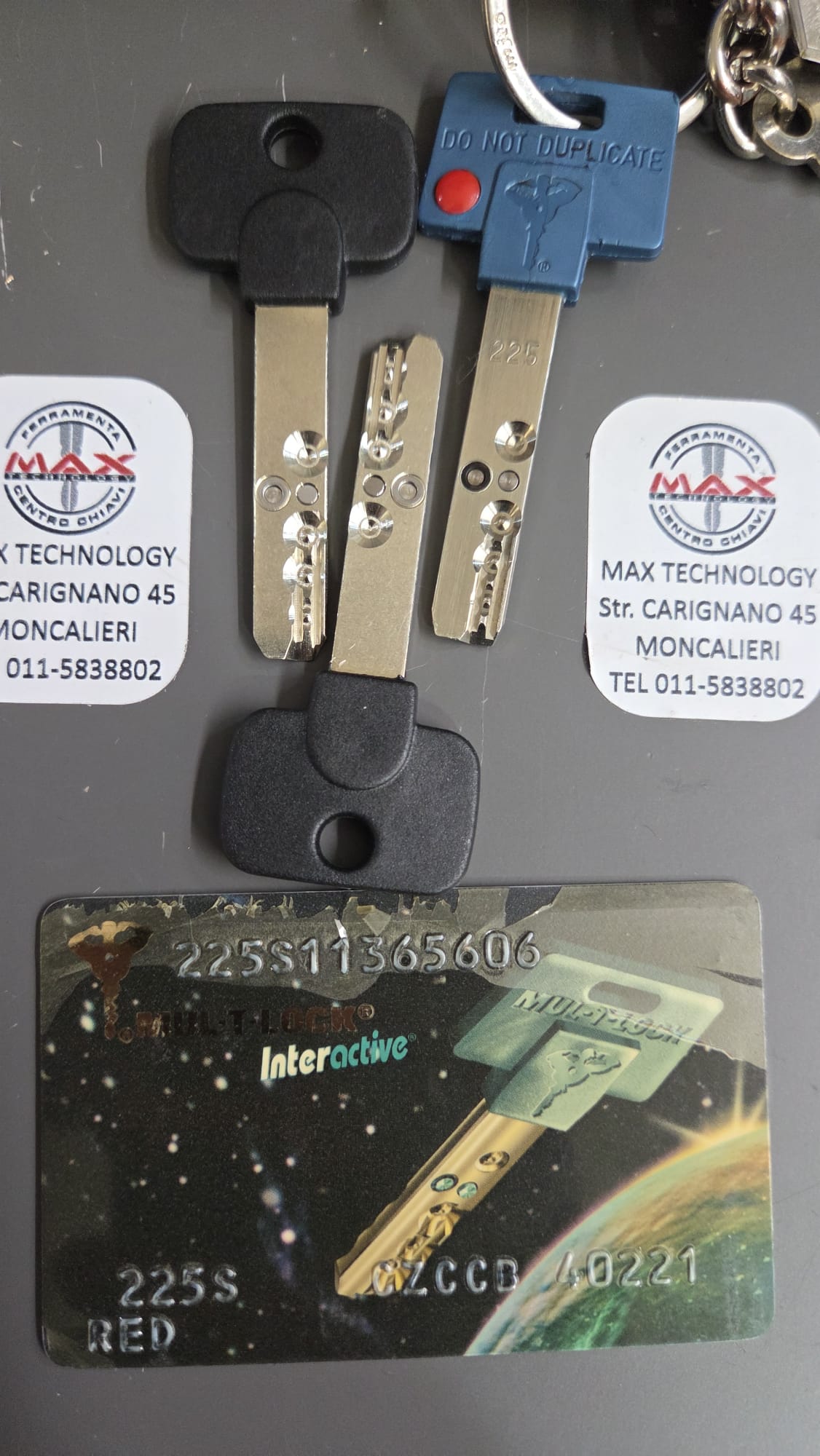Duplicazione chiavi Mul-T-Lock Interactive 225