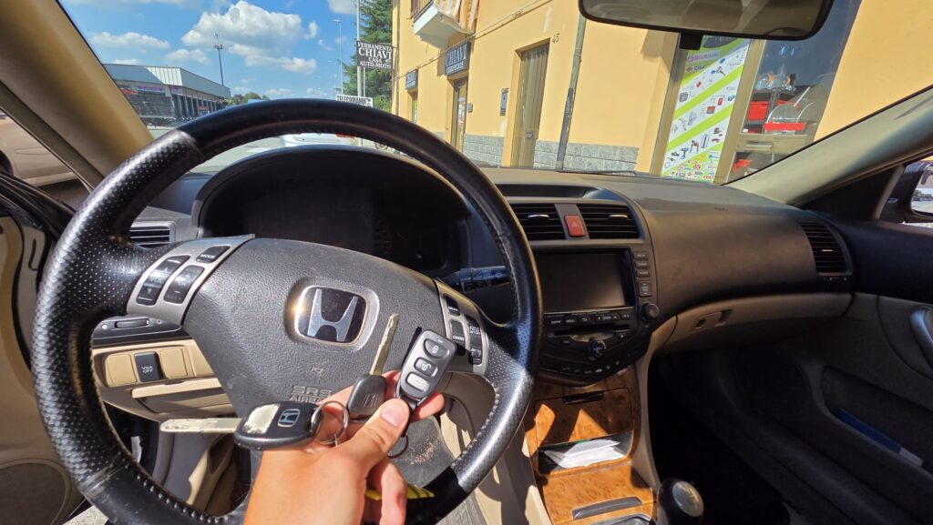 Creazione radiocomando Honda Civic