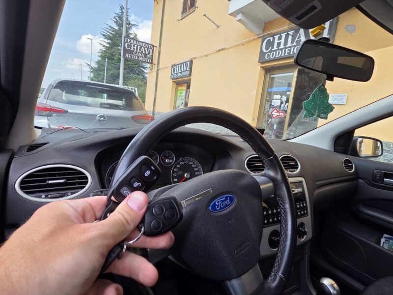 Duplicazione radiocomando Ford Focus